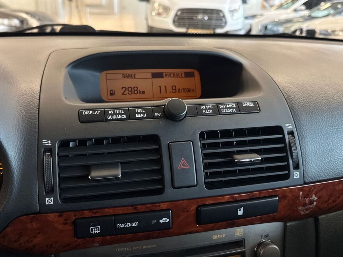 Toyota Avensis vaihtoauto