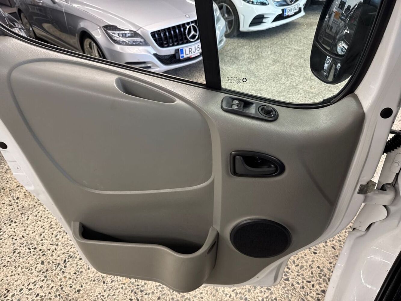 Renault Trafic vaihtoauto