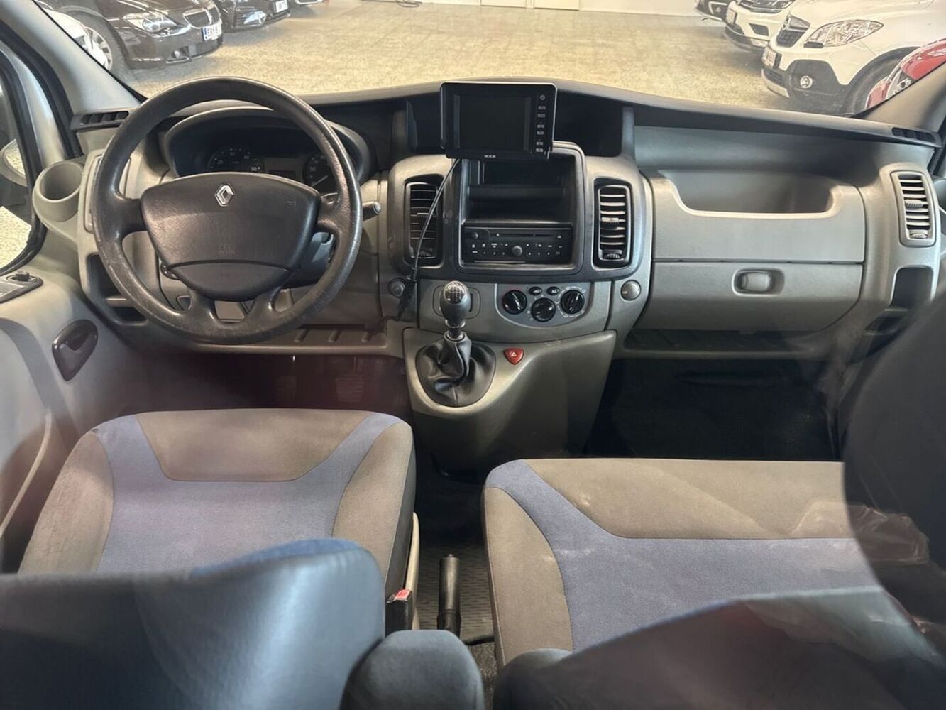 Renault Trafic vaihtoauto