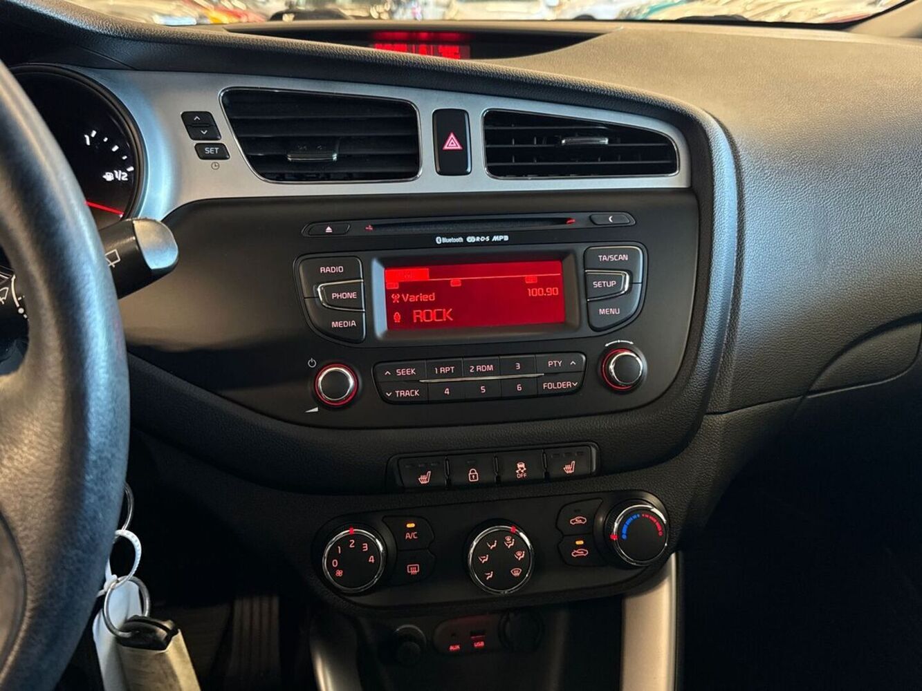 Kia Ceed vaihtoauto