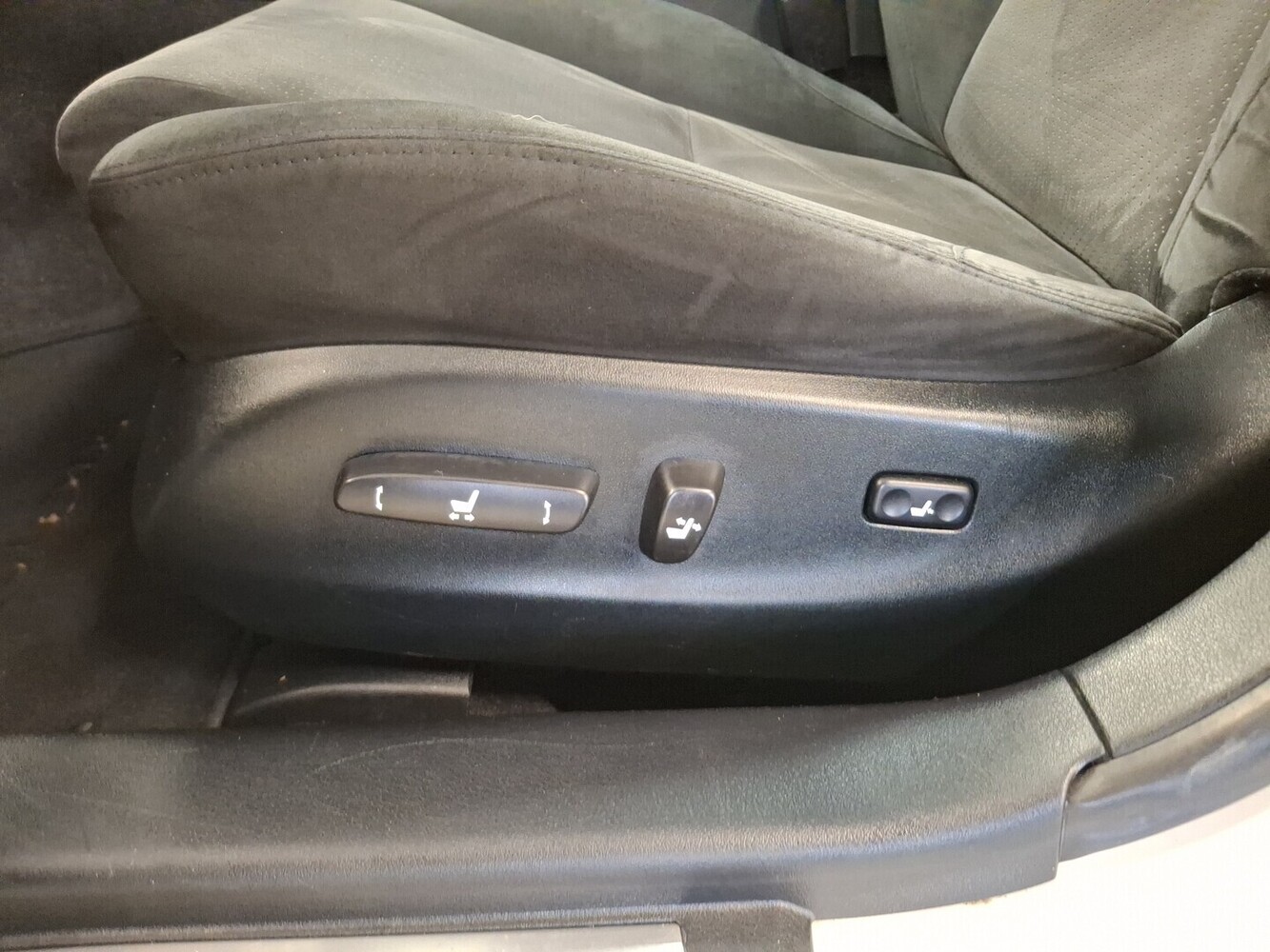 Lexus IS vaihtoauto