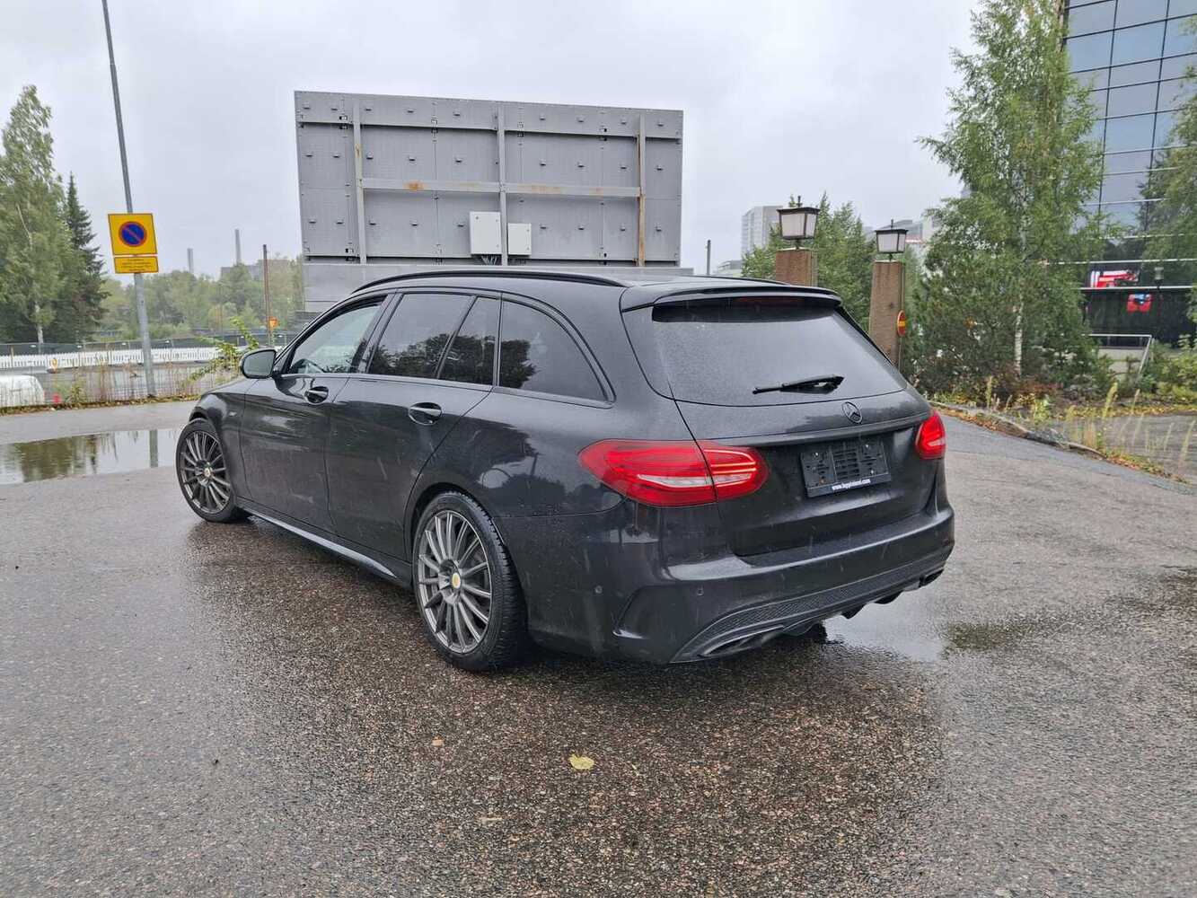 Mercedes-Benz C vaihtoauto
