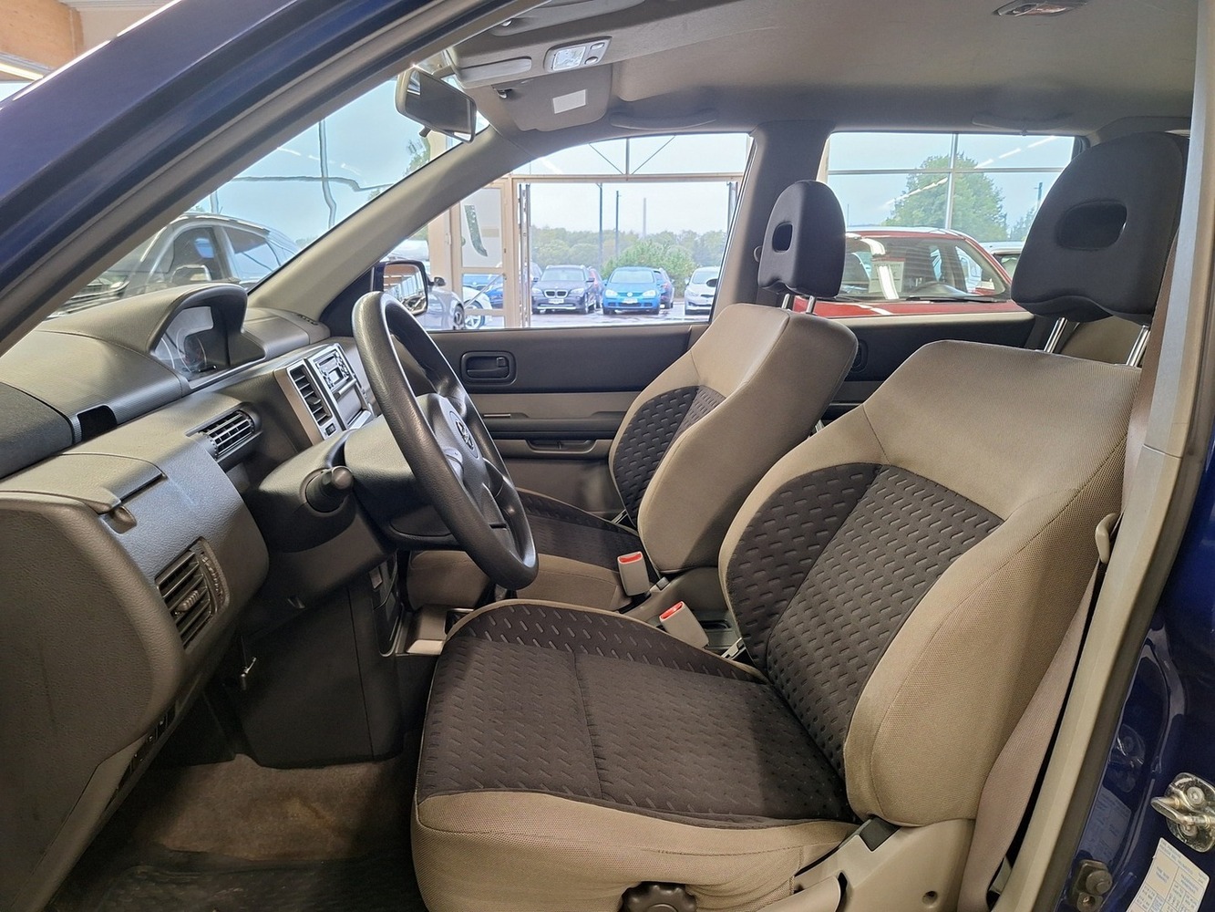 Nissan X-Trail vaihtoauto