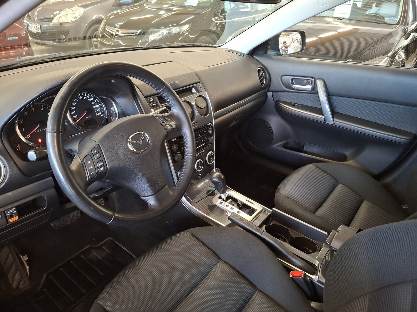 Mazda 6 vaihtoauto