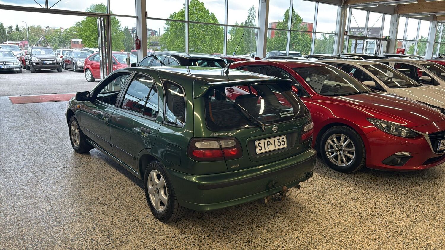 Nissan Almera vaihtoauto