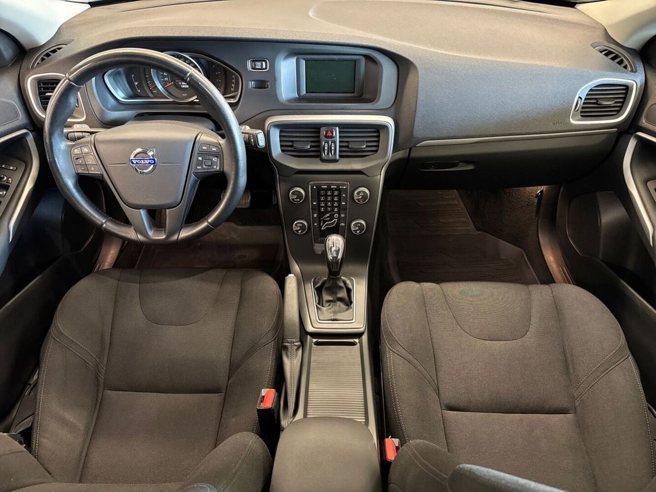 Volvo V40 vaihtoauto