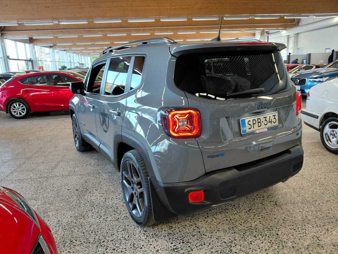 Jeep Renegade vaihtoauto