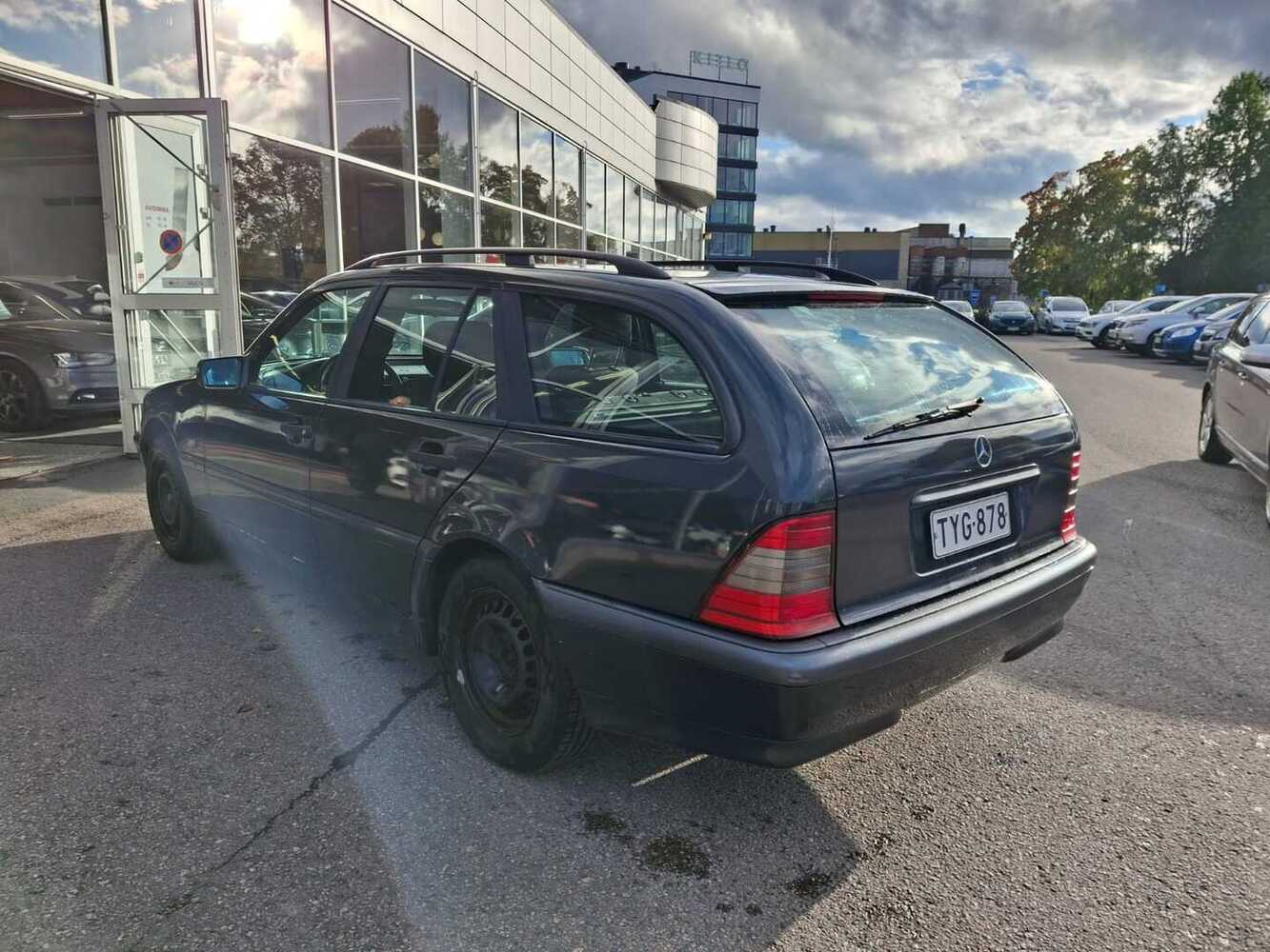 Mercedes-Benz C vaihtoauto