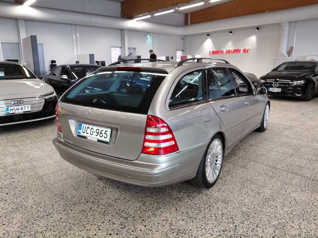 Mercedes-Benz C vaihtoauto