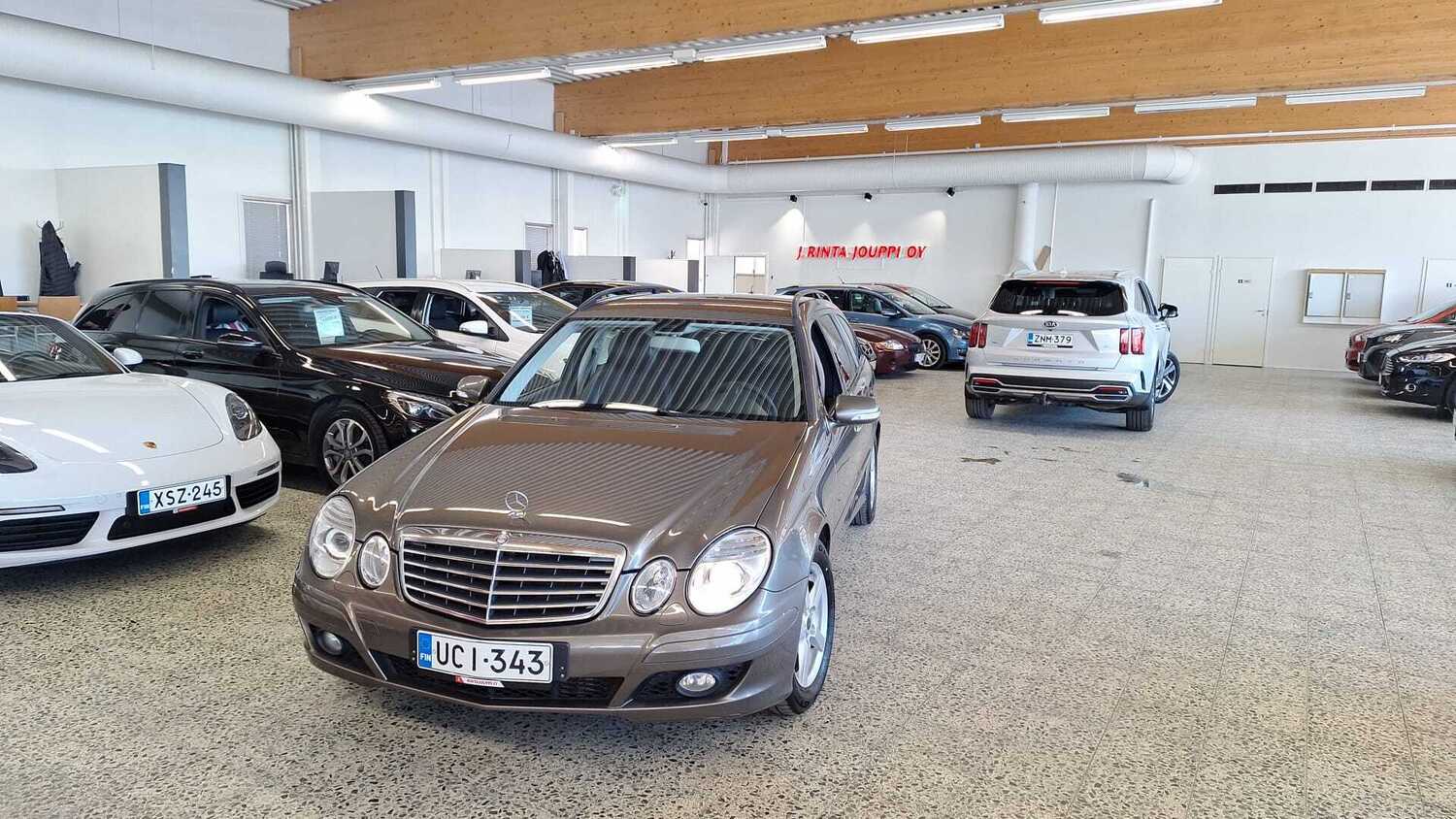 Mercedes-Benz E vaihtoauto