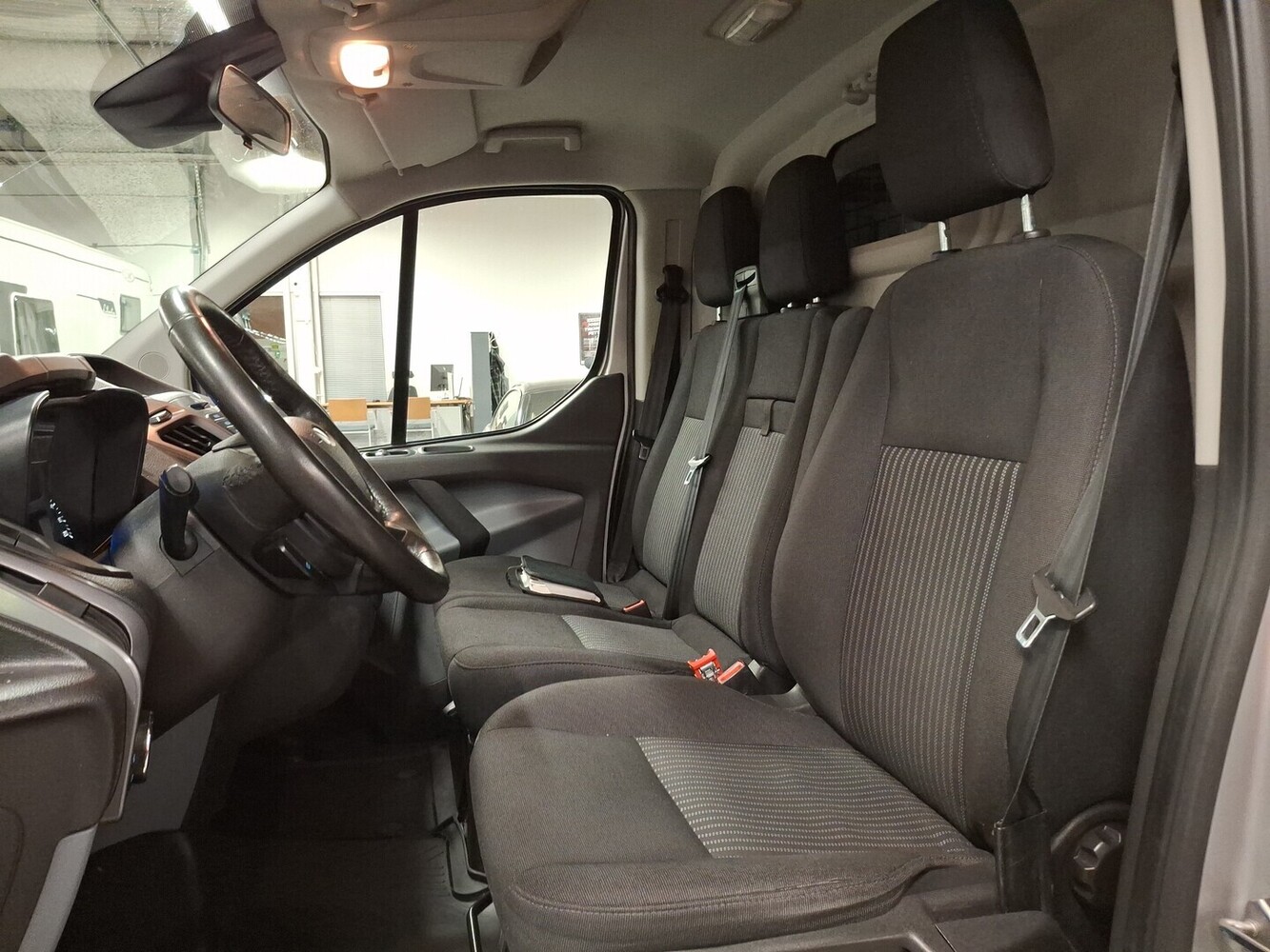 Ford Transit Custom vaihtoauto