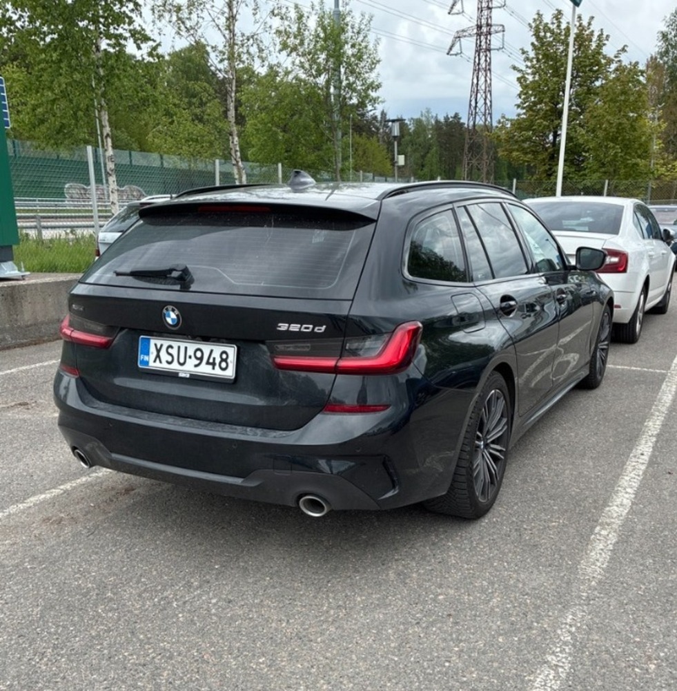 BMW 320 vaihtoauto
