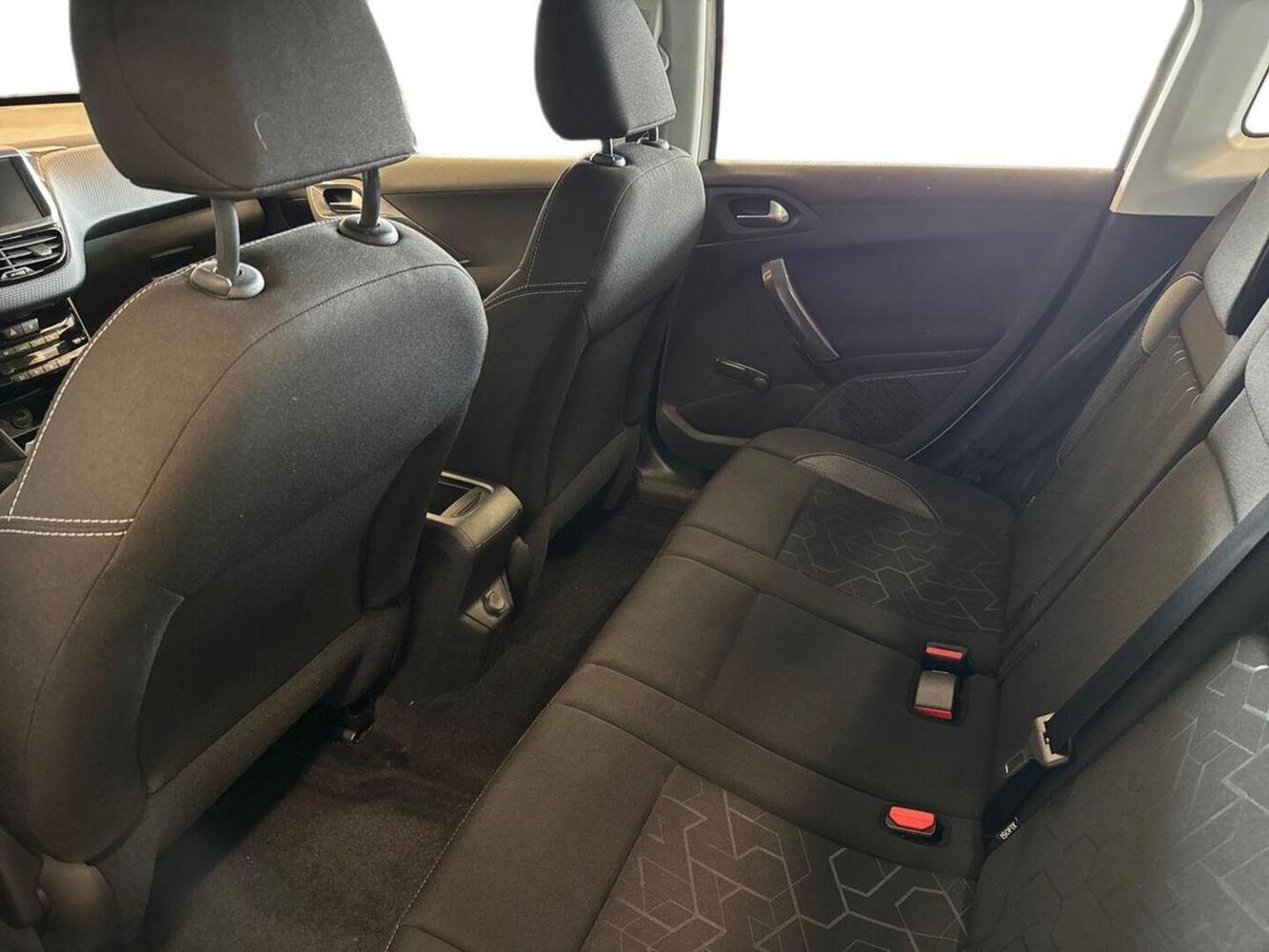 Peugeot 2008 vaihtoauto