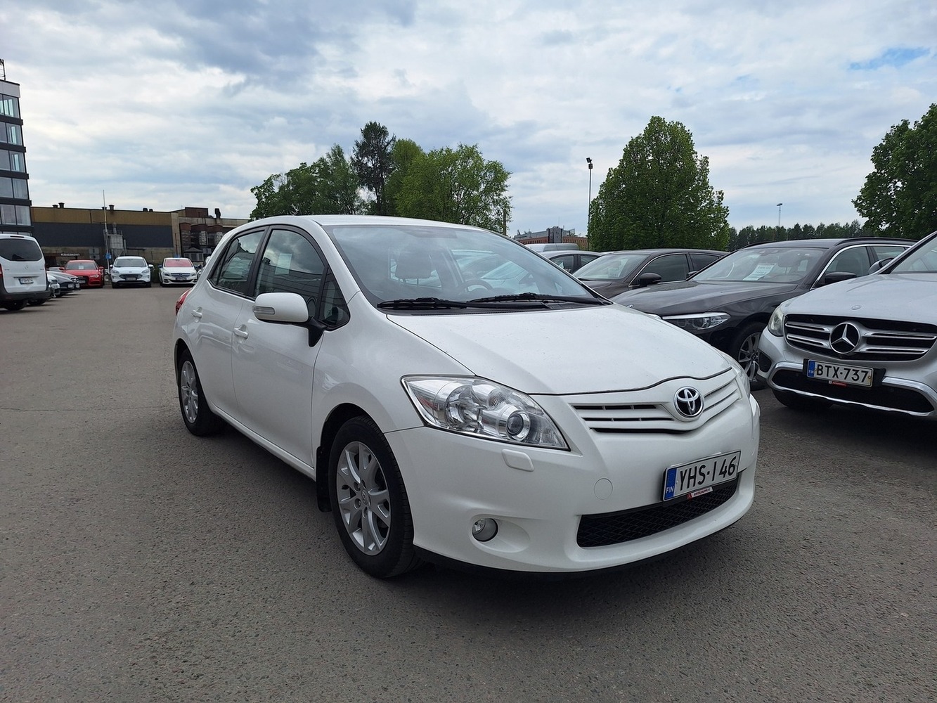 Toyota Auris vaihtoauto