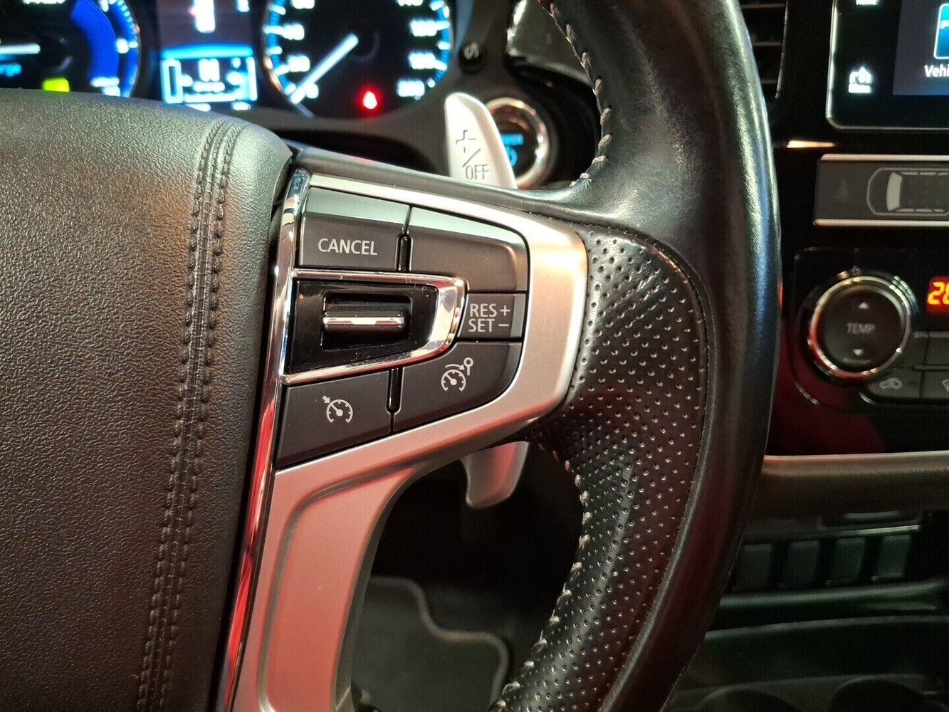Mitsubishi Outlander PHEV vaihtoauto