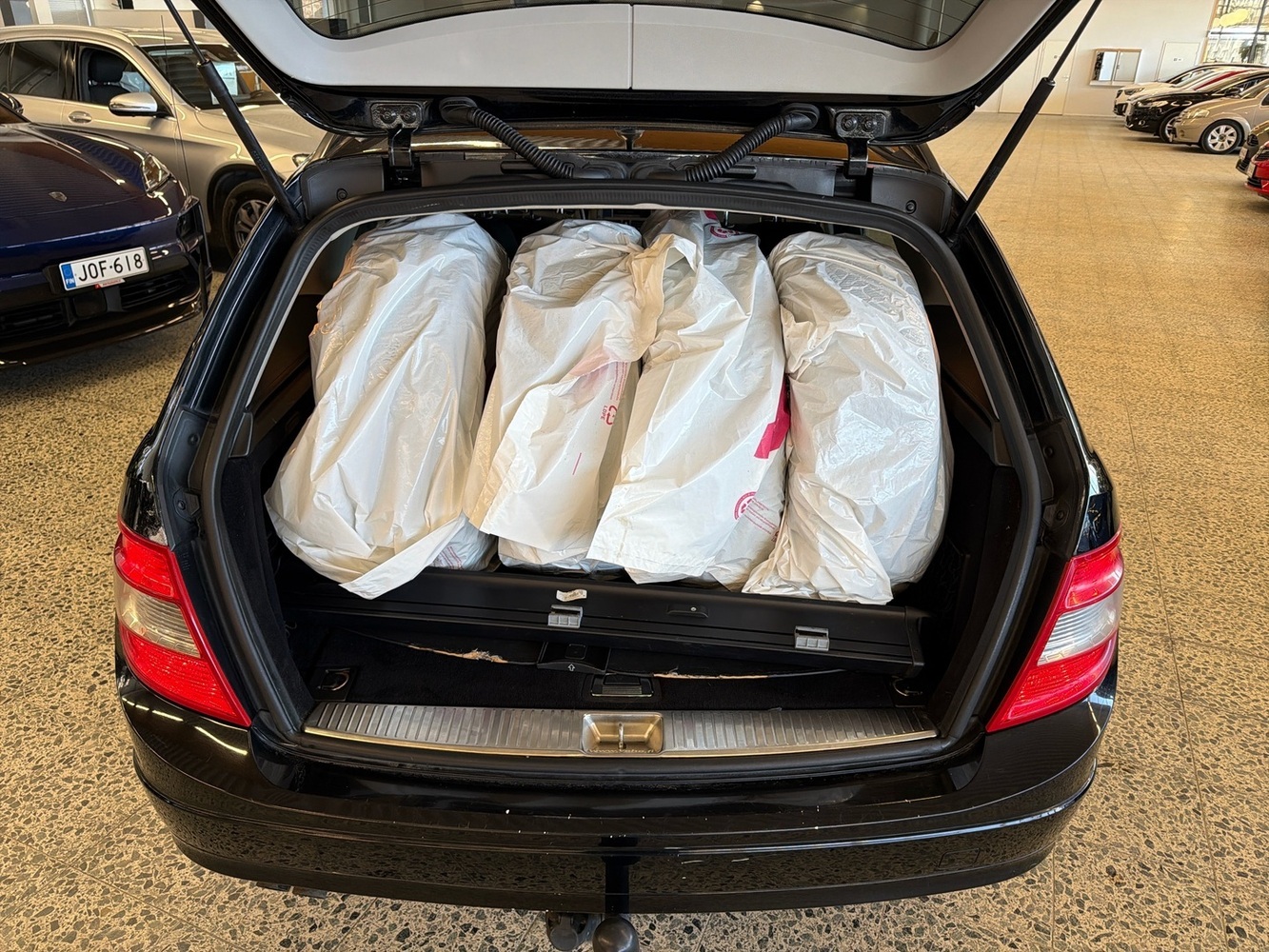 Mercedes-Benz C vaihtoauto
