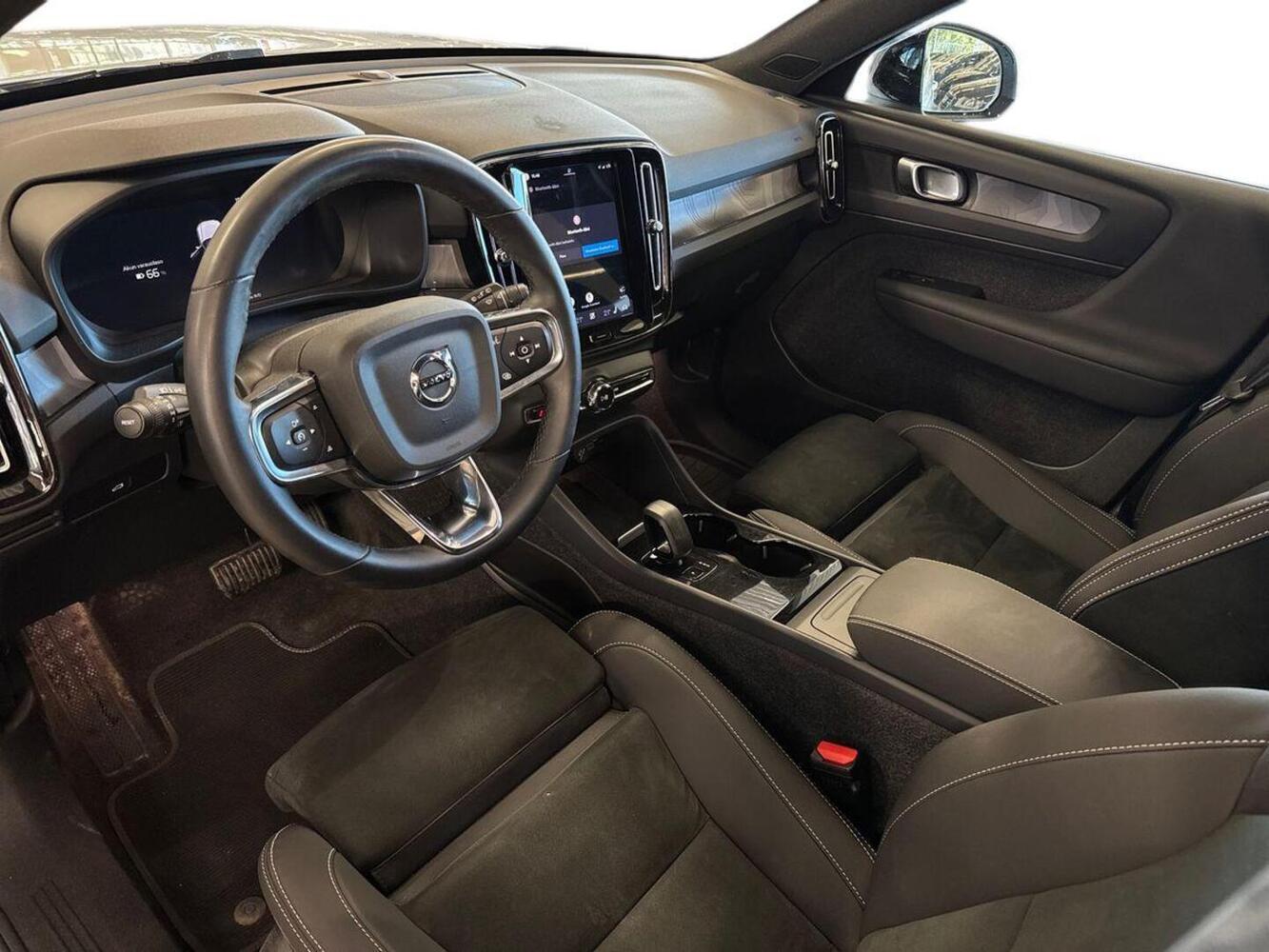 Volvo EX40 vaihtoauto