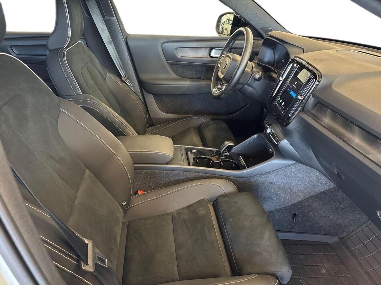 Volvo EX40 vaihtoauto