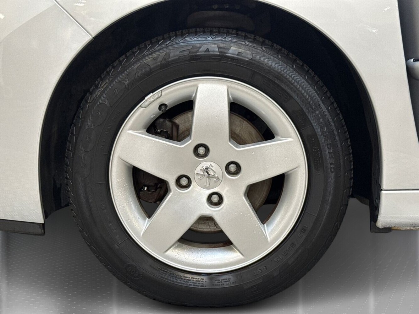 Peugeot 207 vaihtoauto
