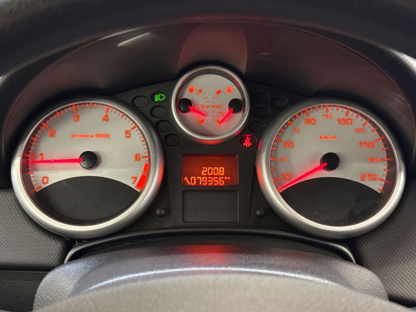 Peugeot 207 vaihtoauto