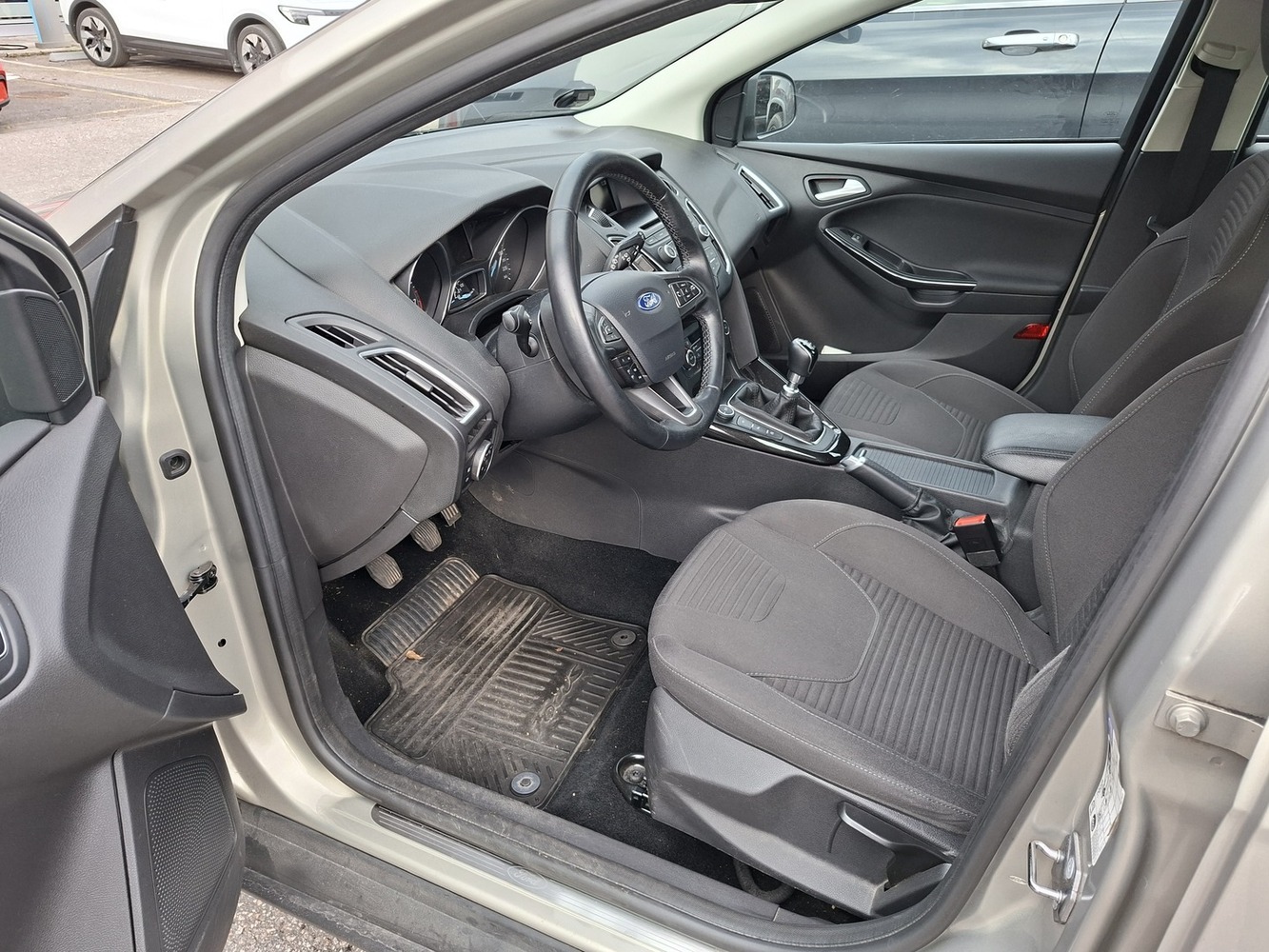 Ford Focus vaihtoauto