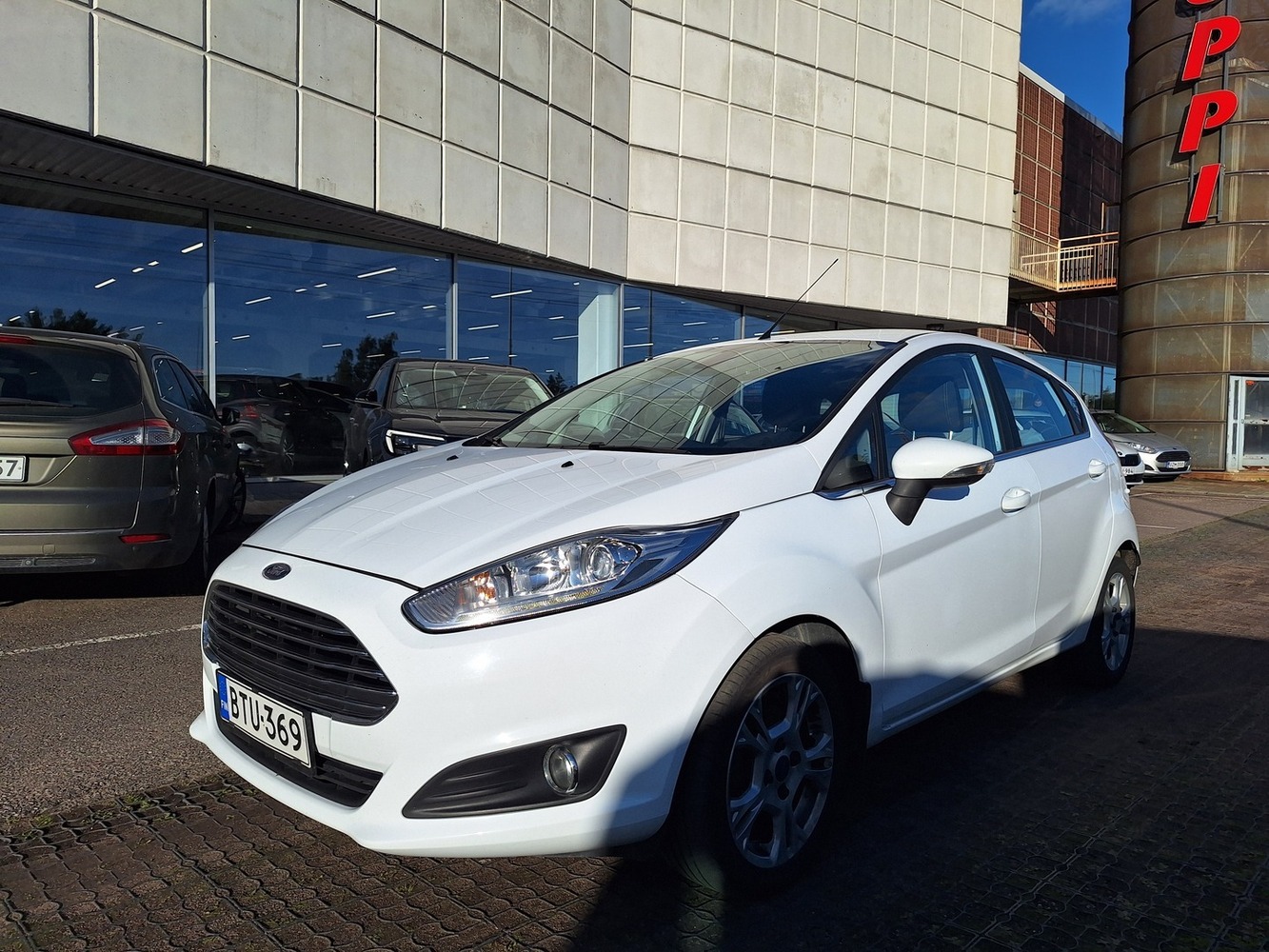 Ford Fiesta vaihtoauto