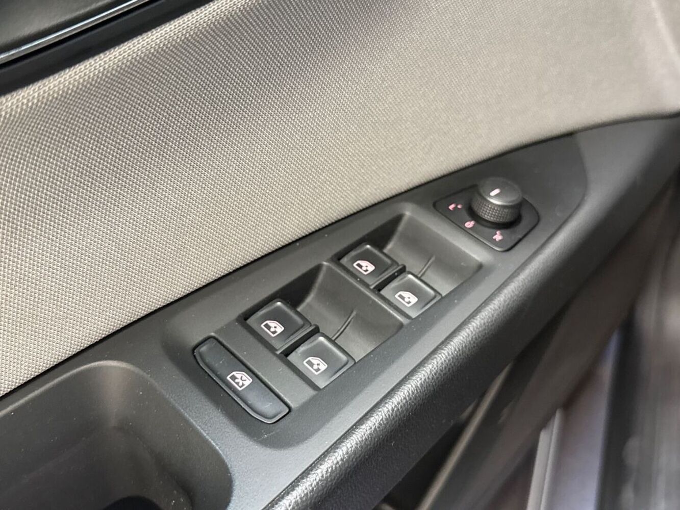 SEAT Leon ST vaihtoauto