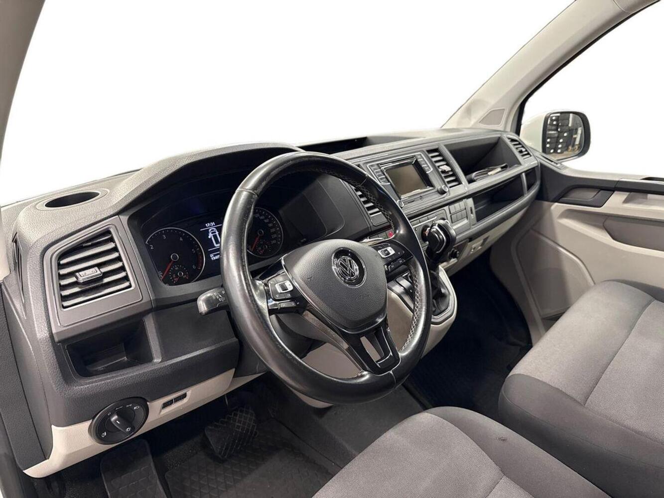 Volkswagen Transporter vaihtoauto