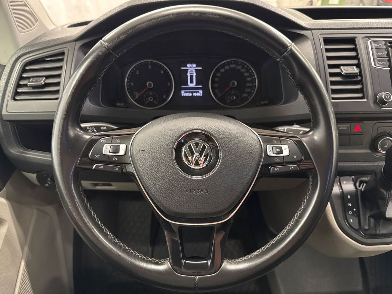 Volkswagen Transporter vaihtoauto