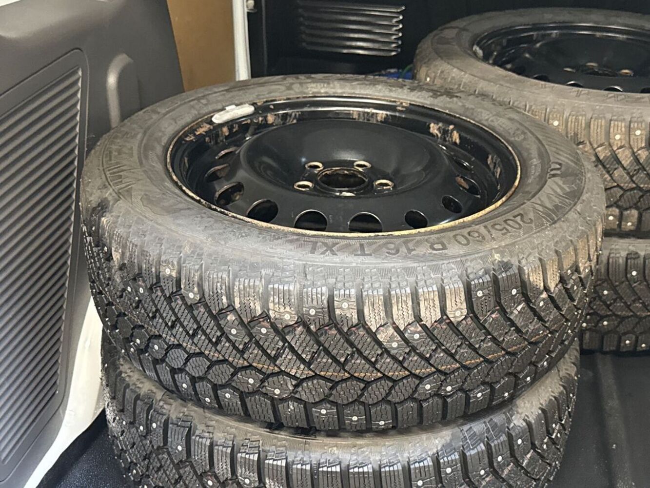 Ford Transit Connect vaihtoauto