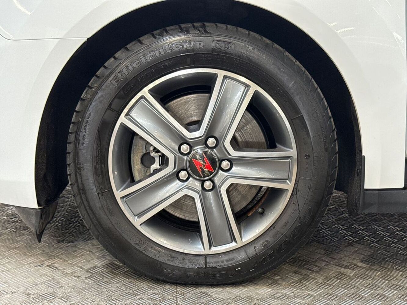 Ford Transit Connect vaihtoauto