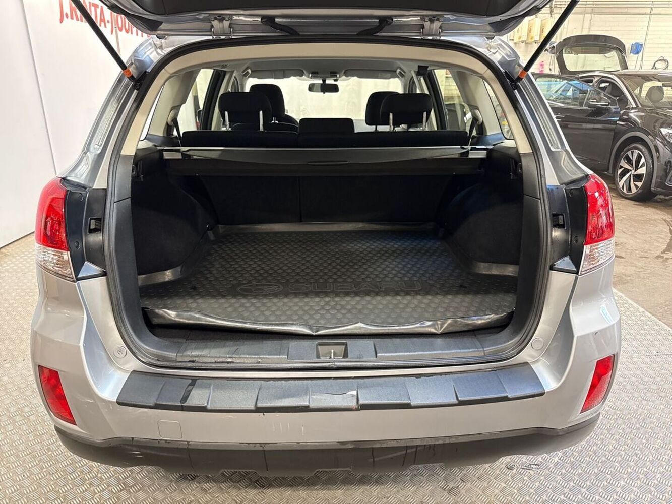 Subaru Outback vaihtoauto