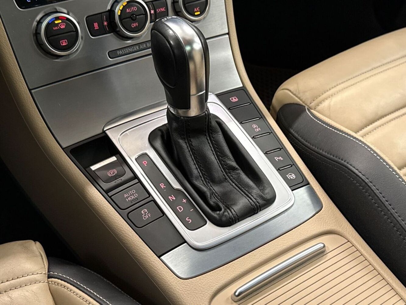 Volkswagen CC vaihtoauto