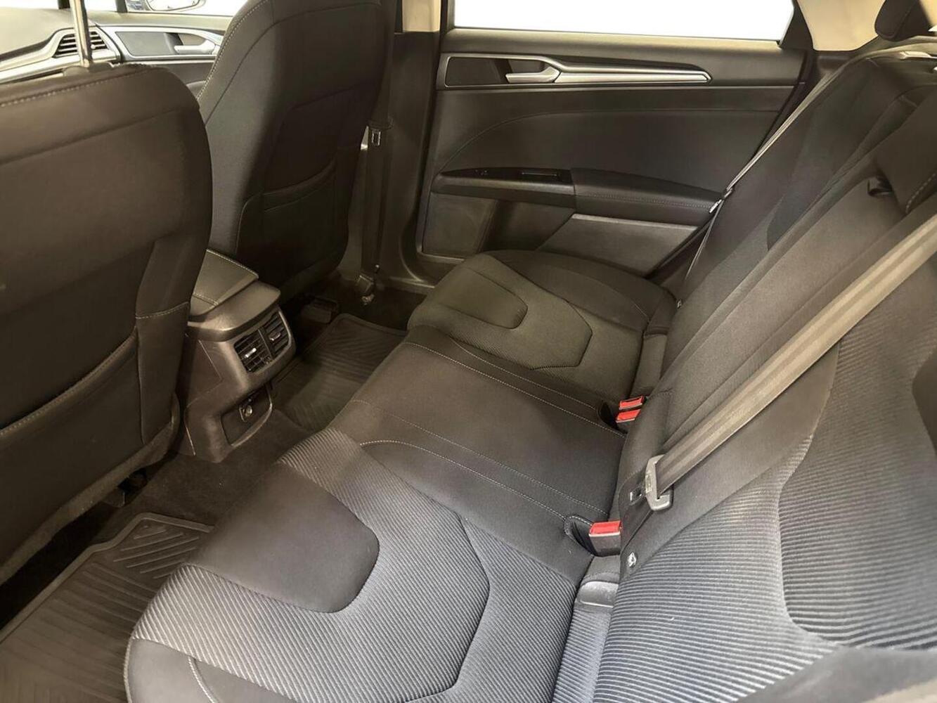 Ford Mondeo vaihtoauto