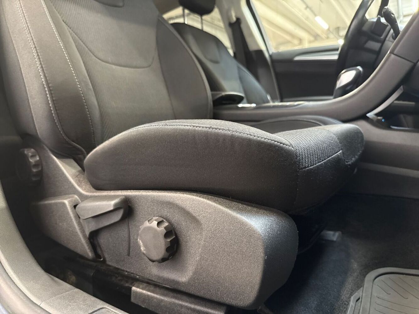 Ford Mondeo vaihtoauto