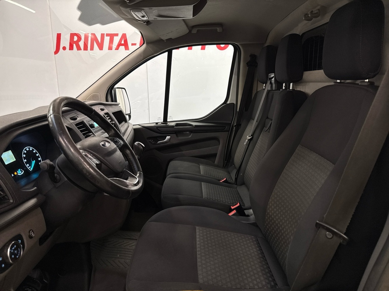 Ford Transit Custom vaihtoauto