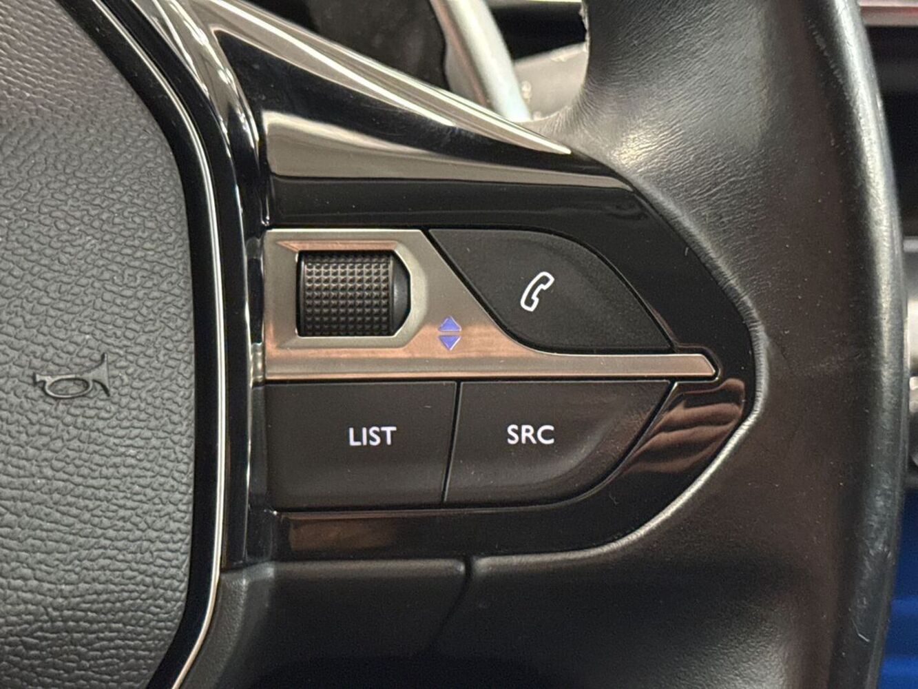 Peugeot 5008 vaihtoauto