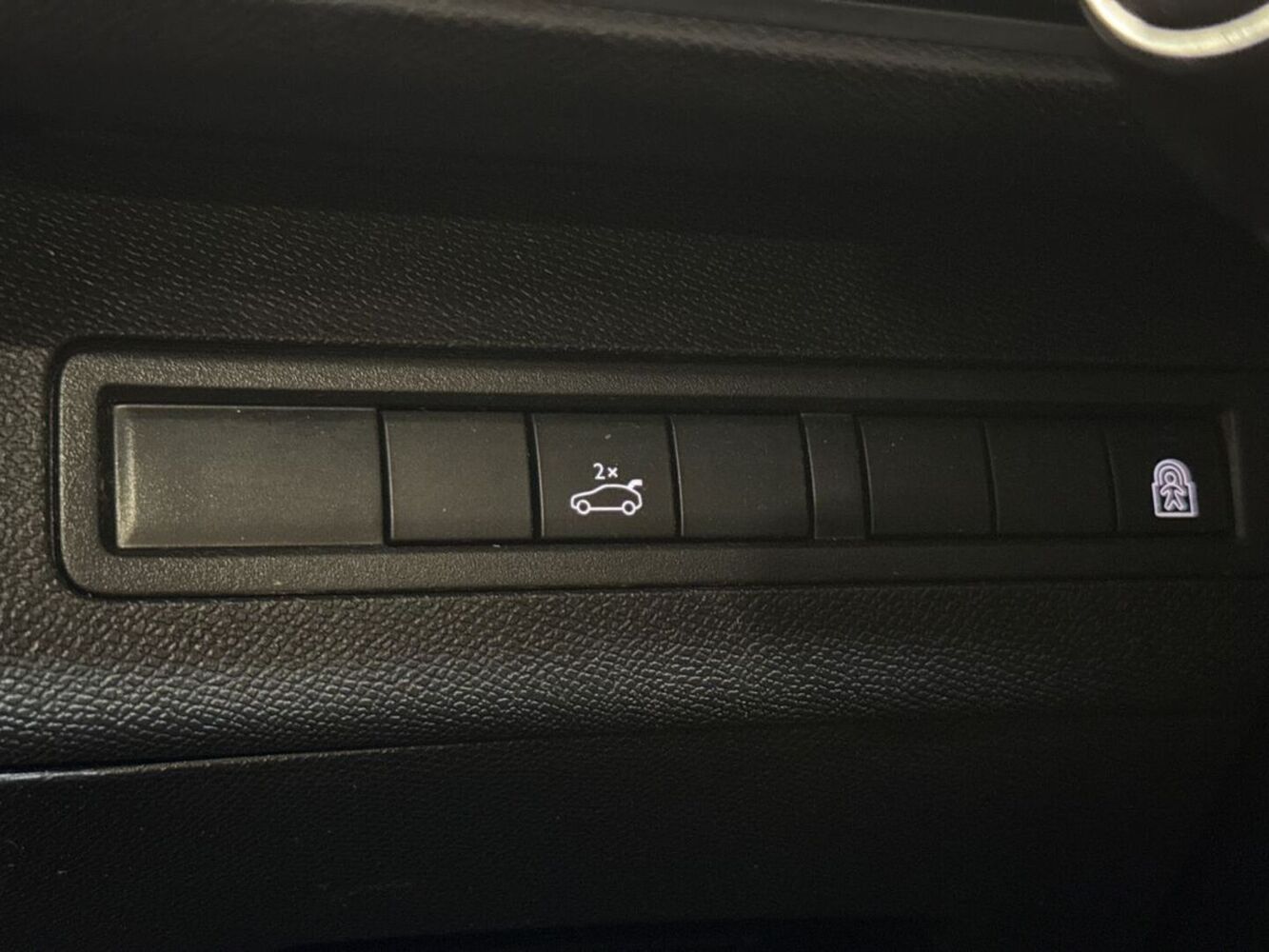 Peugeot 5008 vaihtoauto