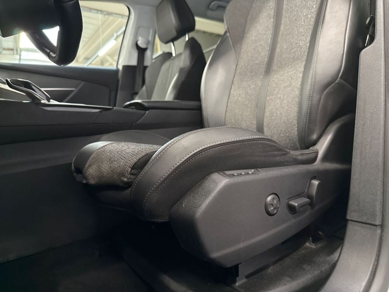 Peugeot 5008 vaihtoauto