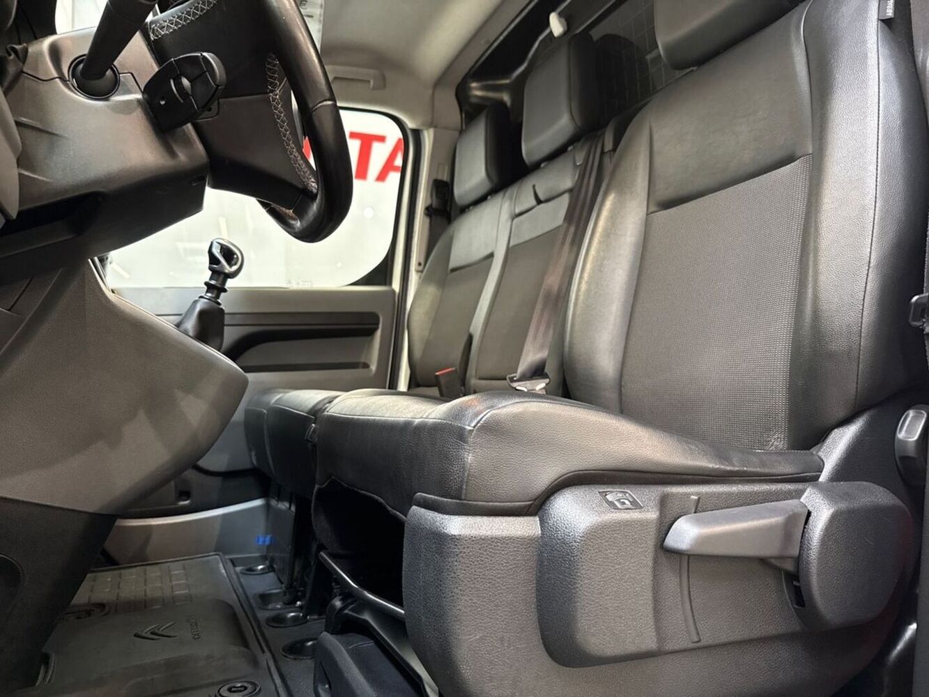 Citroën Jumpy vaihtoauto