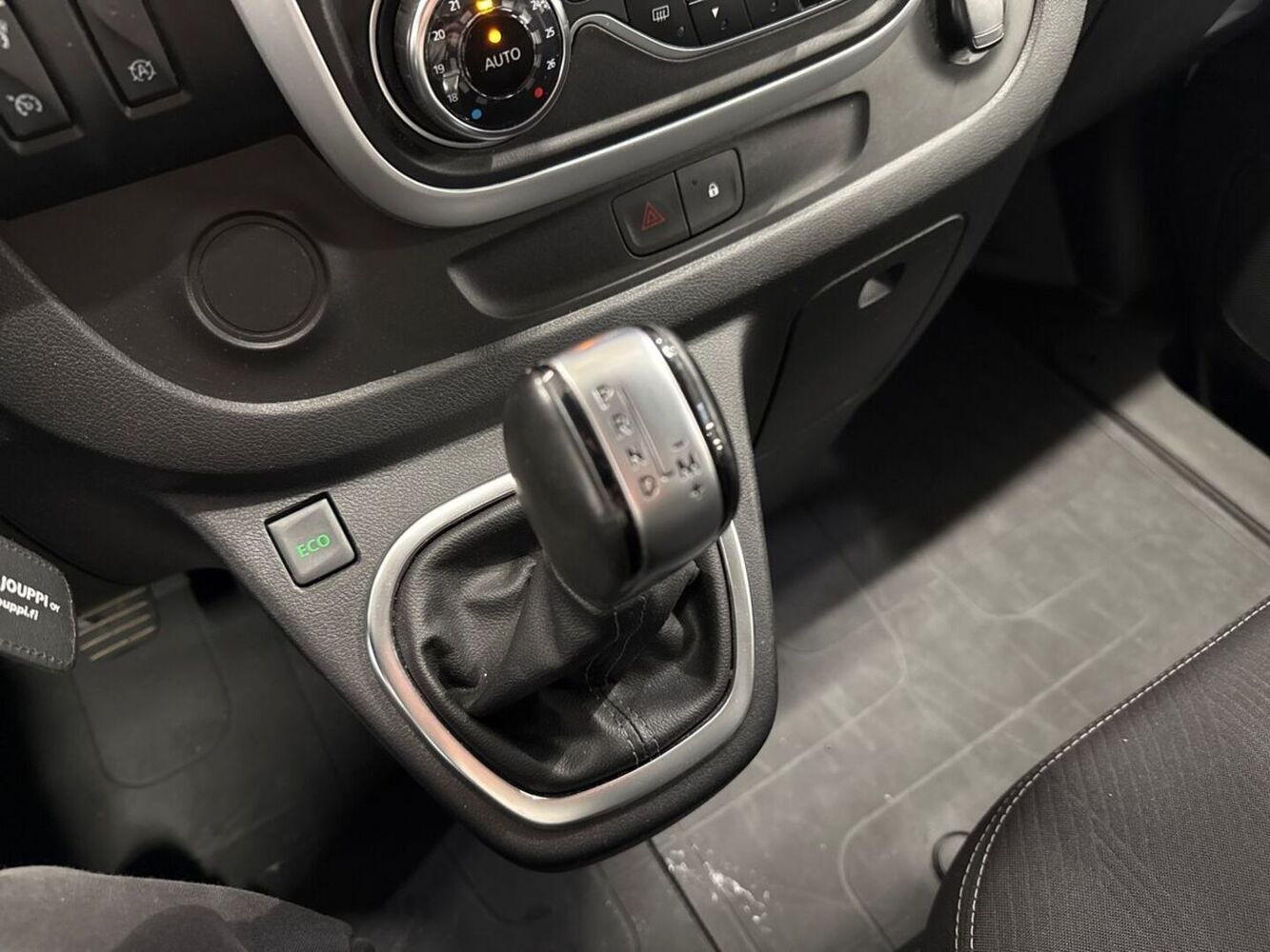 Nissan NV300 vaihtoauto