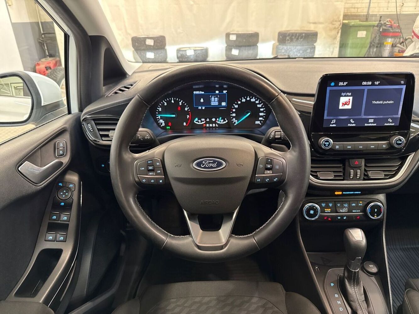 Ford Fiesta vaihtoauto