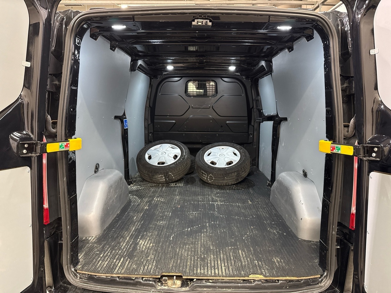 Ford Transit Custom vaihtoauto