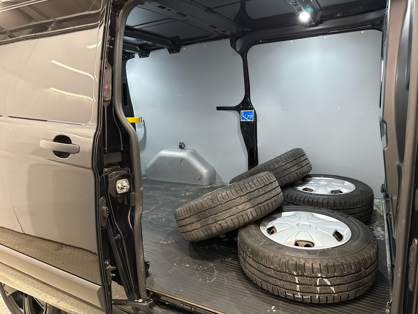 Ford Transit Custom vaihtoauto