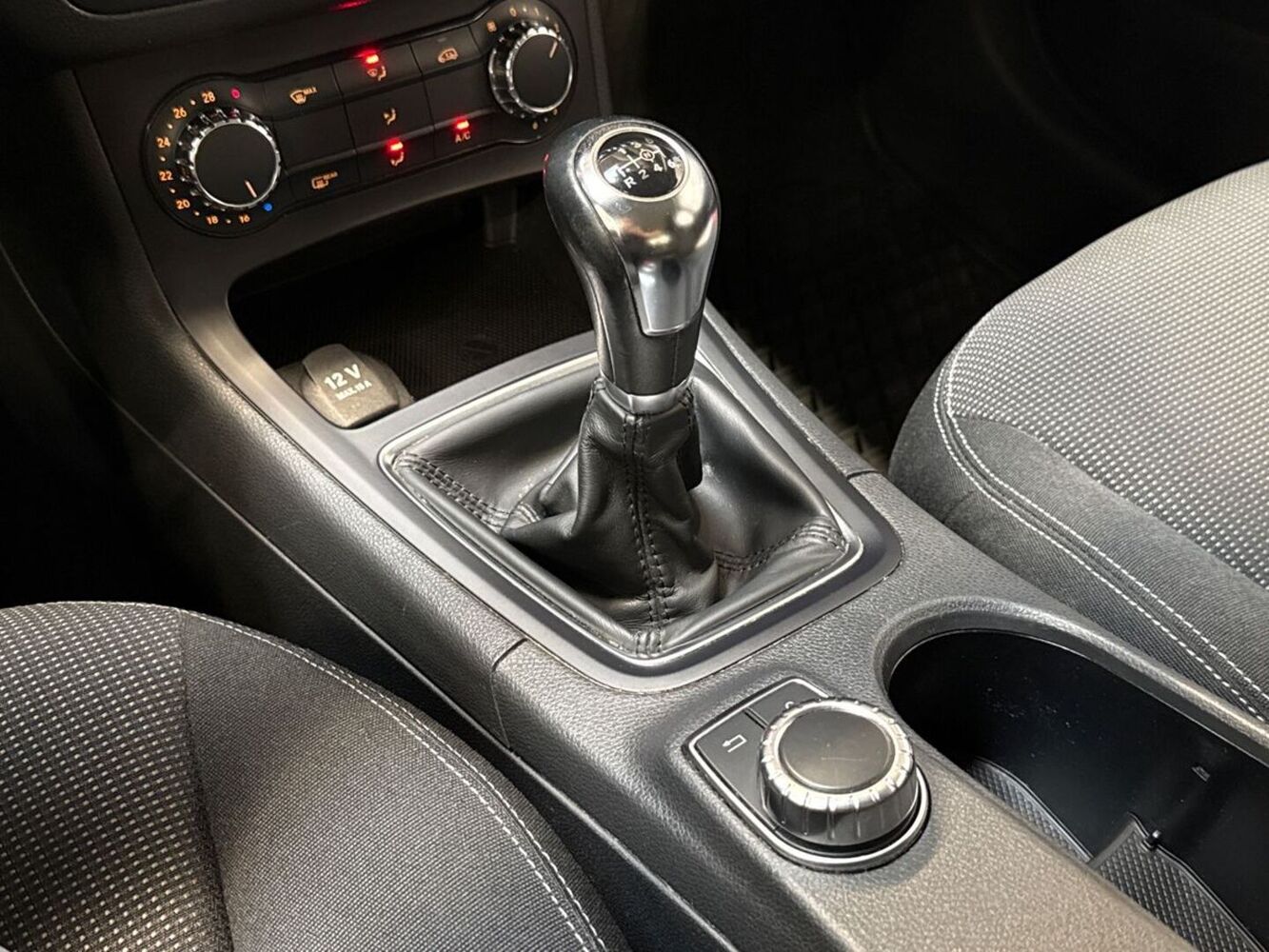 Mercedes-Benz B vaihtoauto