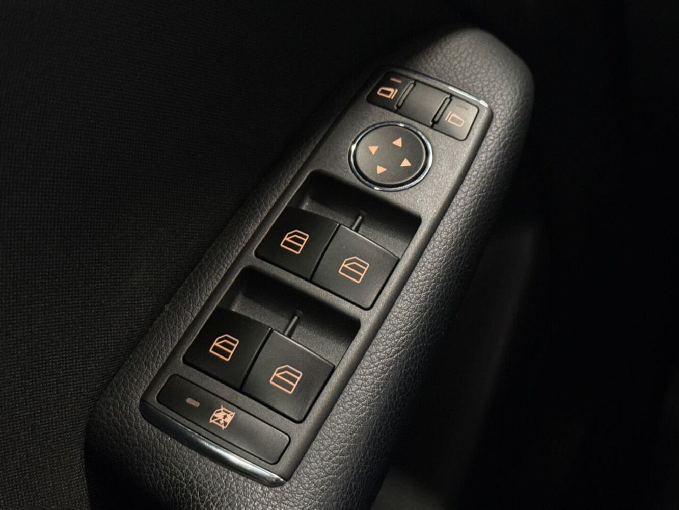 Mercedes-Benz B vaihtoauto