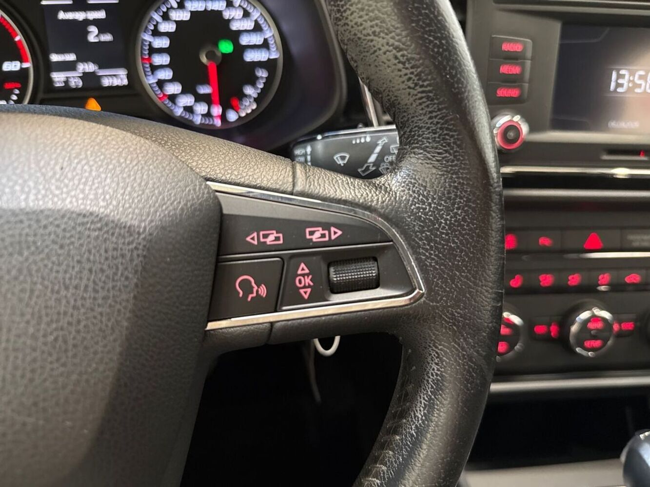 SEAT Leon vaihtoauto