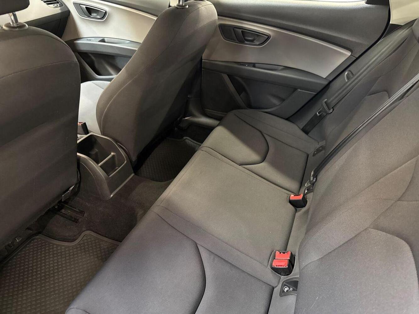 SEAT Leon vaihtoauto