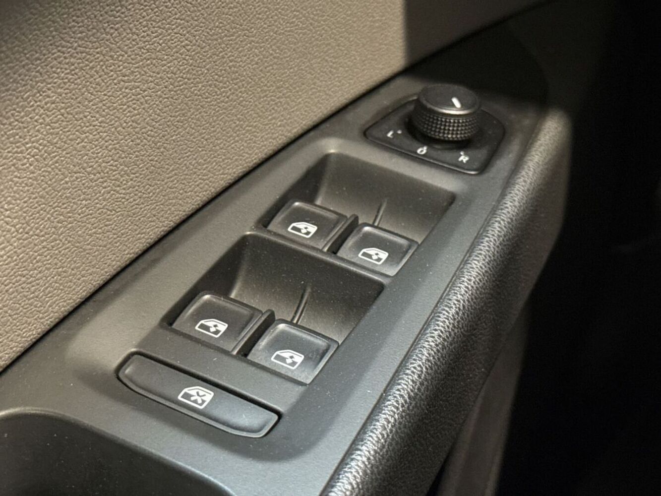 SEAT Leon vaihtoauto