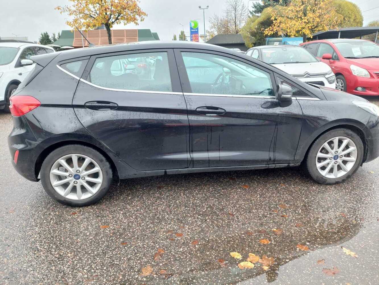 Ford Fiesta vaihtoauto